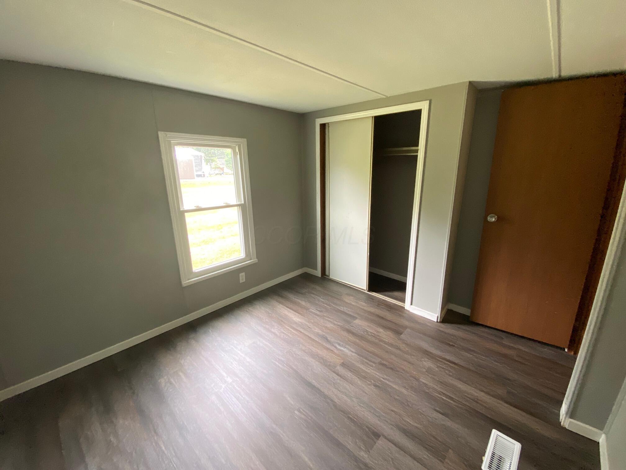 4 S Central Street, Ashley, Ohio image 13