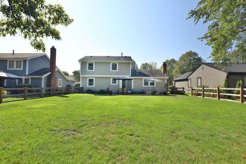 Tiny photo for 222 Bluejay Drive, Columbus, OH 43235 (MLS # 226000808)