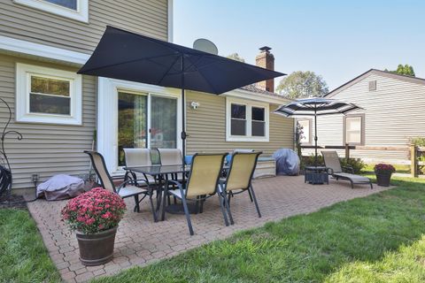 Tiny photo for 222 Bluejay Drive, Columbus, OH 43235 (MLS # 226000808)