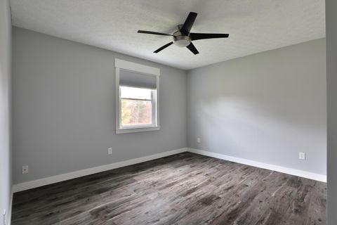 Tiny photo for 222 Bluejay Drive, Columbus, OH 43235 (MLS # 226000808)