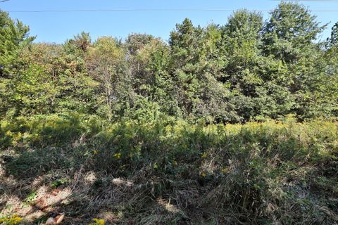 Tiny photo for 222 Bluejay Drive, Columbus, OH 43235 (MLS # 226000808)