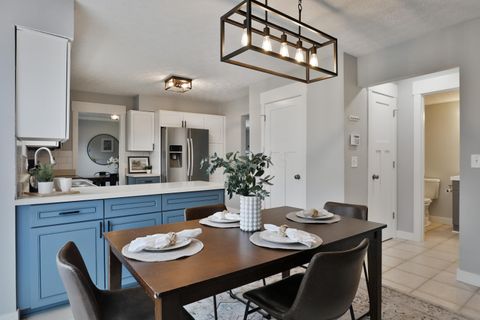 Tiny photo for 222 Bluejay Drive, Columbus, OH 43235 (MLS # 226000808)