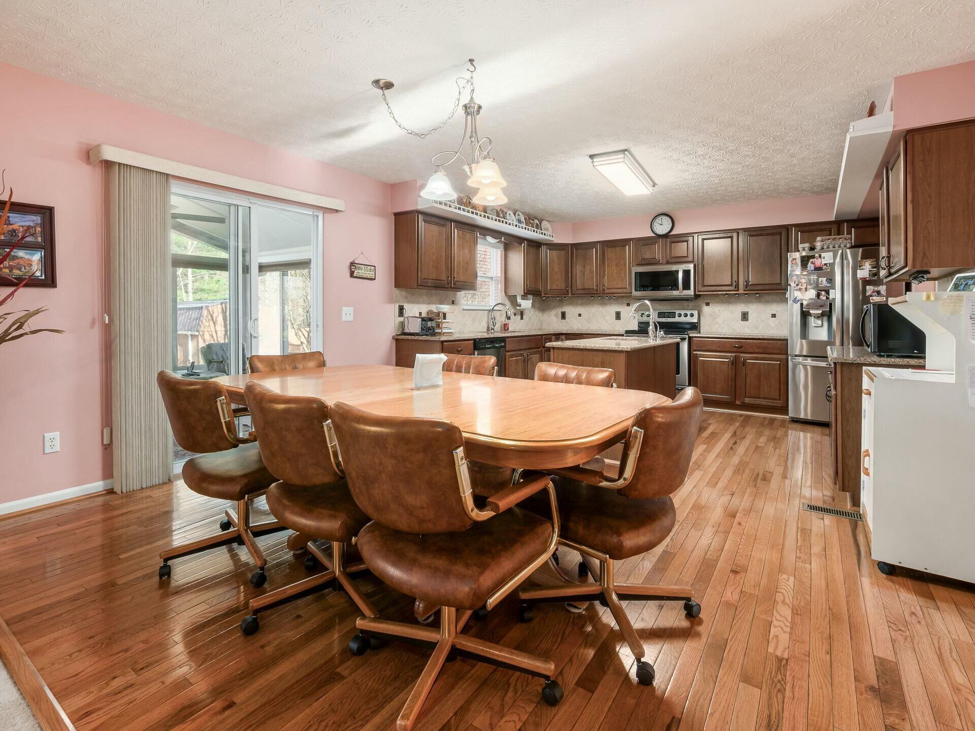 126 Deer Path Court, Pataskala, Ohio image 10