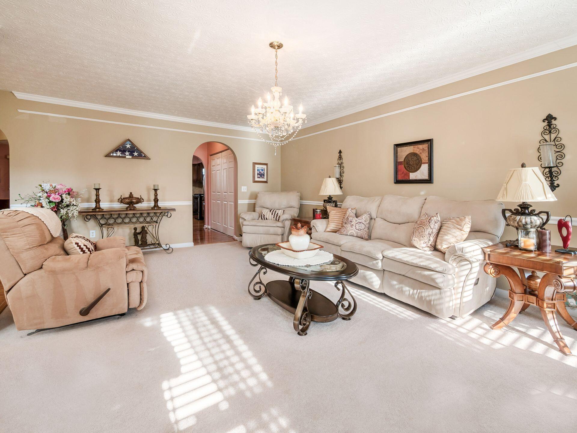 126 Deer Path Court, Pataskala, Ohio image 4