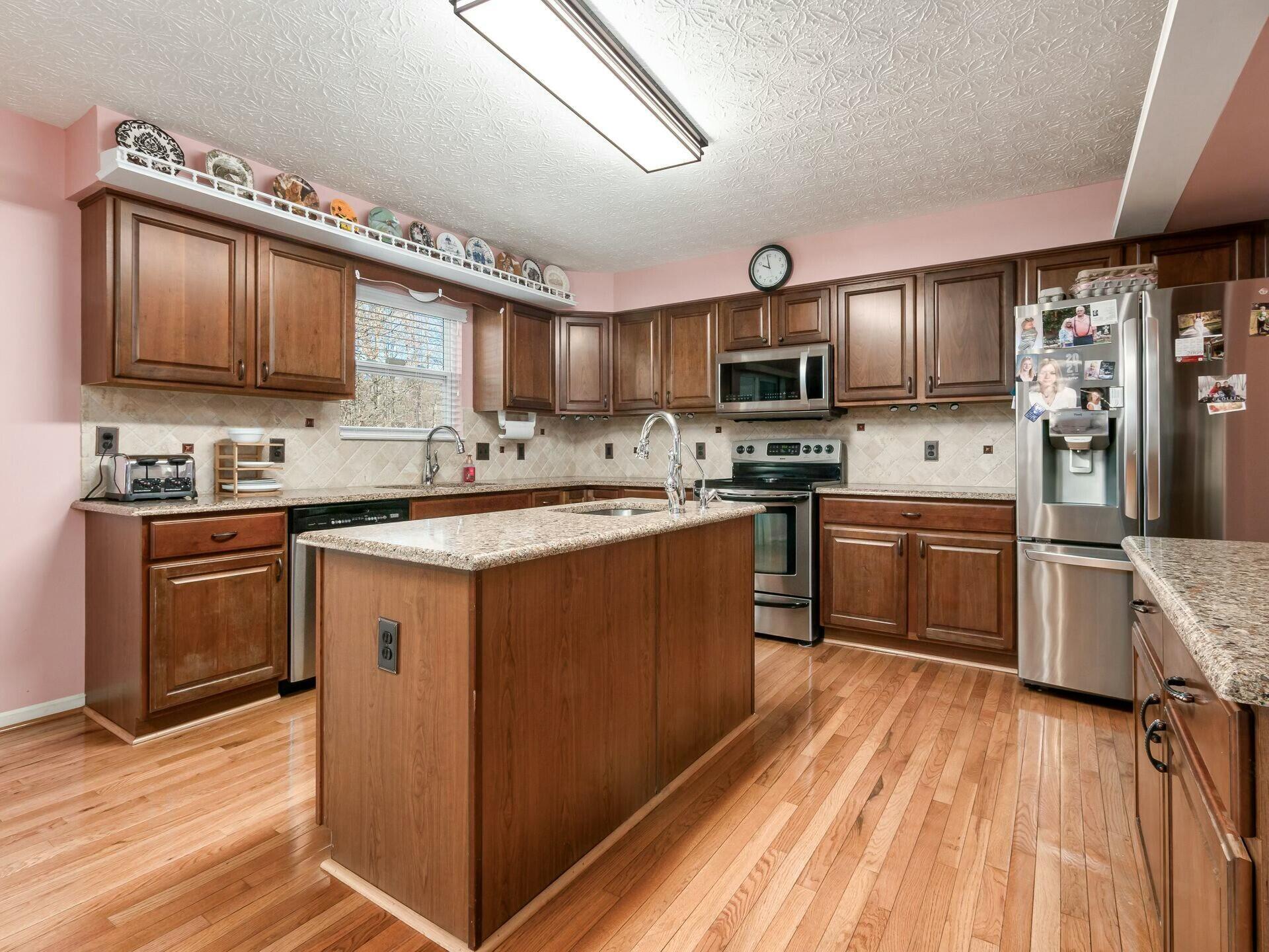 126 Deer Path Court, Pataskala, Ohio image 7