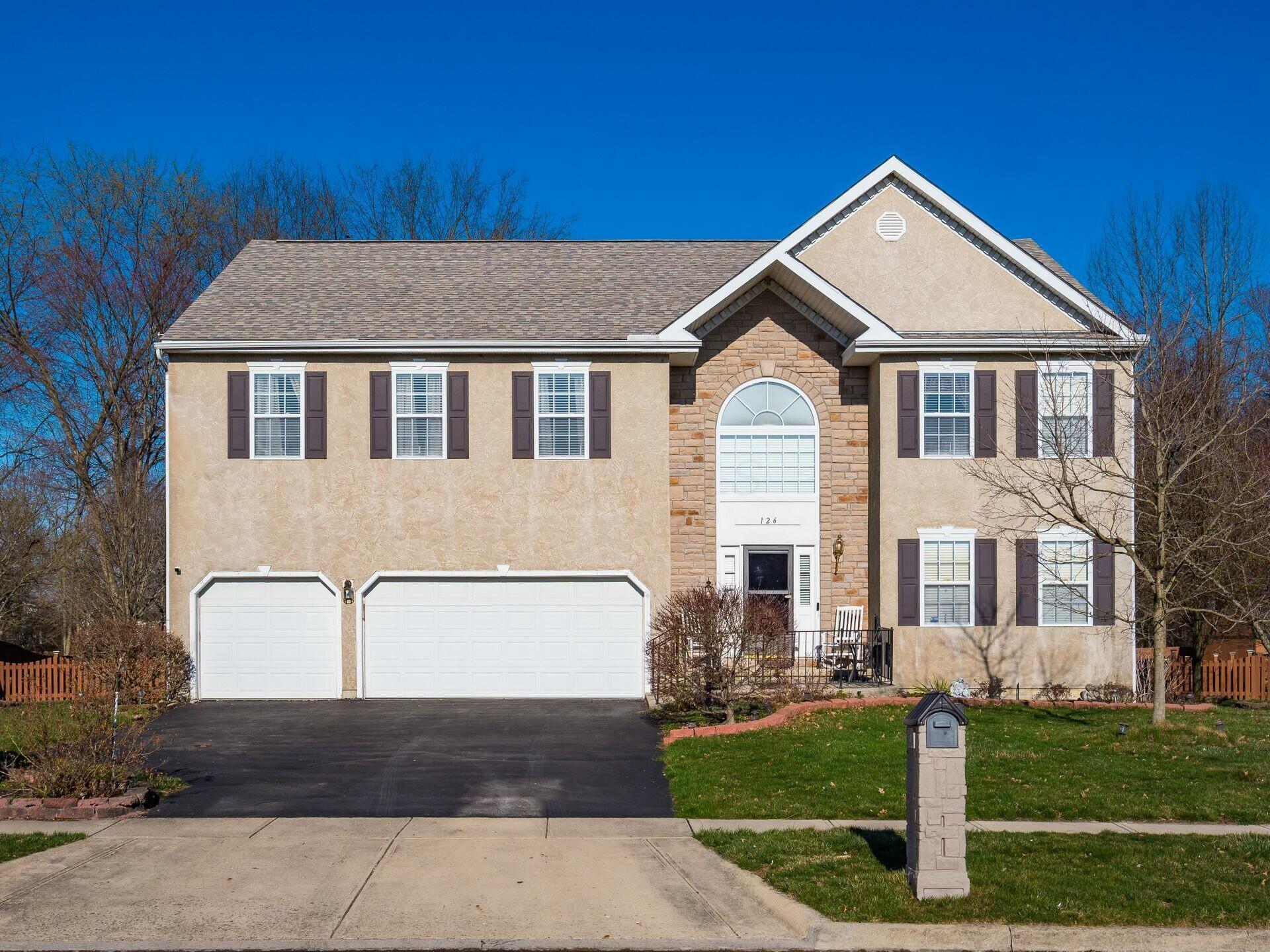 126 Deer Path Court, Pataskala, Ohio image 1