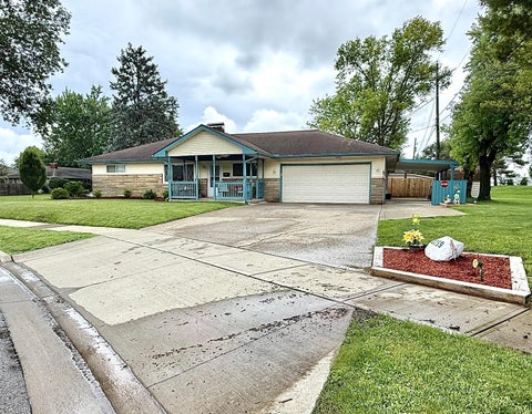 Photo of 3259 Angela Drive, Grove City, OH 43123 (MLS # 226020108)