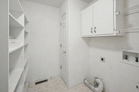 Tiny photo for 6 Fairway Drive, Mount Vernon, OH 43050 (MLS # 226026063)
