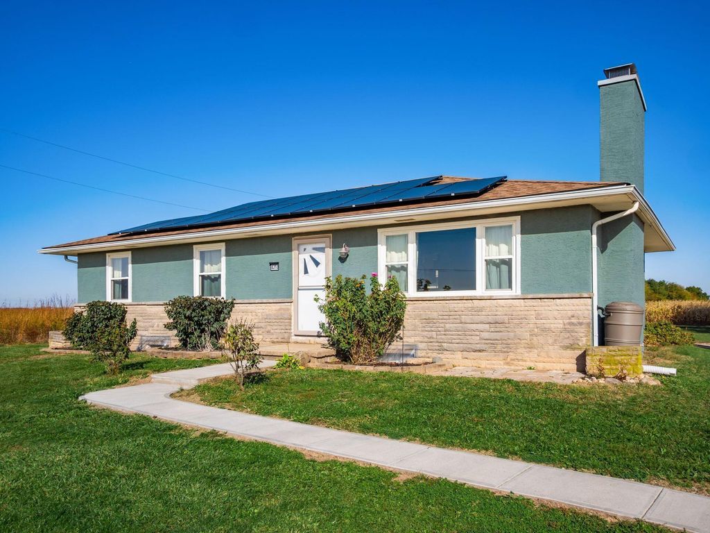 Photo for 8310 State Route 762, Orient, OH 43146 (MLS # 225040578)