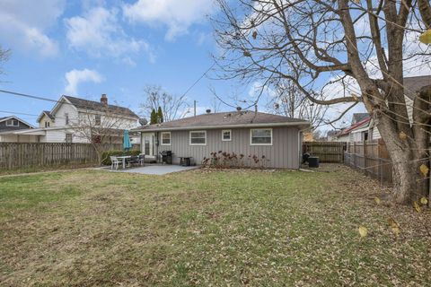 Tiny photo for 1580 S 8th Street, Columbus, OH 43207 (MLS # 225045527)
