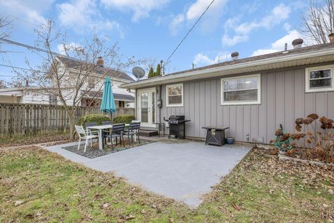 Tiny photo for 1580 S 8th Street, Columbus, OH 43207 (MLS # 225045527)