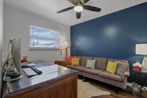 Tiny photo for 1580 S 8th Street, Columbus, OH 43207 (MLS # 225045527)