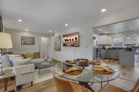 Tiny photo for 1580 S 8th Street, Columbus, OH 43207 (MLS # 225045527)