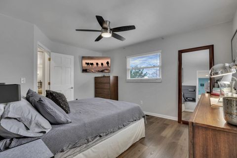 Tiny photo for 1580 S 8th Street, Columbus, OH 43207 (MLS # 225045527)