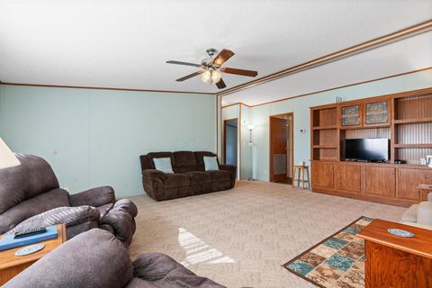 Tiny photo for 653 Burnett Road, Sabina, OH 45169 (MLS # 225037395)