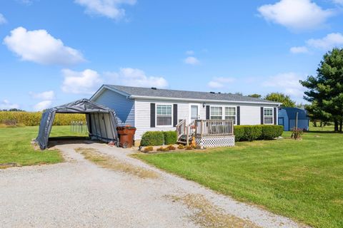 Photo of 653 Burnett Road, Sabina, OH 45169 (MLS # 225037395)