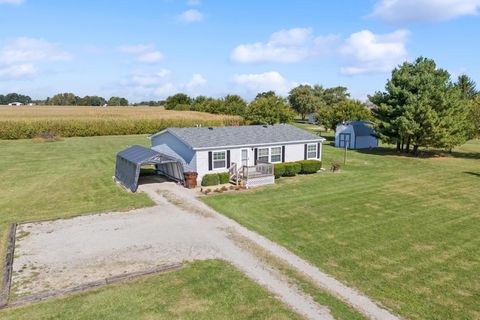 Tiny photo for 653 Burnett Road, Sabina, OH 45169 (MLS # 225037395)