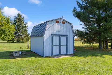 Tiny photo for 653 Burnett Road, Sabina, OH 45169 (MLS # 225037395)