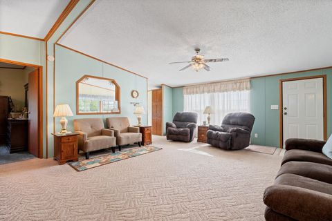 Tiny photo for 653 Burnett Road, Sabina, OH 45169 (MLS # 225037395)