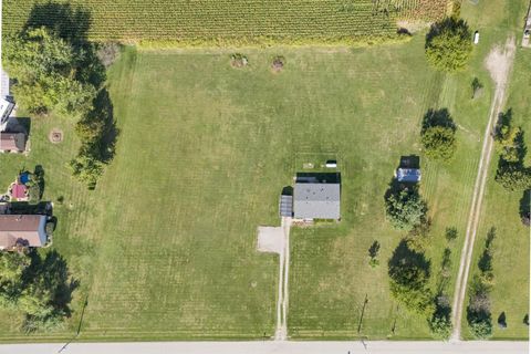 Tiny photo for 653 Burnett Road, Sabina, OH 45169 (MLS # 225037395)