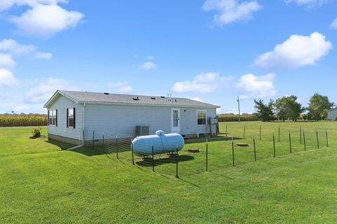 Tiny photo for 653 Burnett Road, Sabina, OH 45169 (MLS # 225037395)