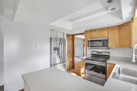 Tiny photo for 7898 Sarahurst Drive, Dublin, OH 43016 (MLS # 225039714)