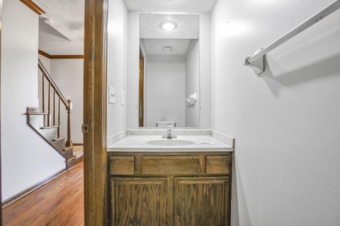 Tiny photo for 7898 Sarahurst Drive, Dublin, OH 43016 (MLS # 225039714)