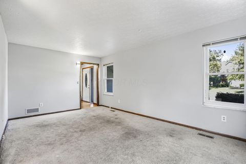 Tiny photo for 7898 Sarahurst Drive, Dublin, OH 43016 (MLS # 225039714)