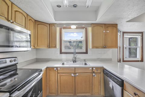 Tiny photo for 7898 Sarahurst Drive, Dublin, OH 43016 (MLS # 225039714)