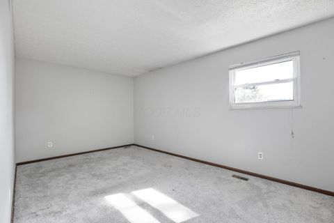 Tiny photo for 7898 Sarahurst Drive, Dublin, OH 43016 (MLS # 225039714)
