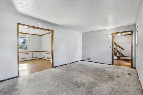 Tiny photo for 7898 Sarahurst Drive, Dublin, OH 43016 (MLS # 225039714)