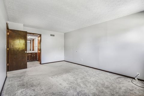 Tiny photo for 7898 Sarahurst Drive, Dublin, OH 43016 (MLS # 225039714)