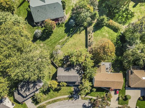 Tiny photo for 7898 Sarahurst Drive, Dublin, OH 43016 (MLS # 225039714)