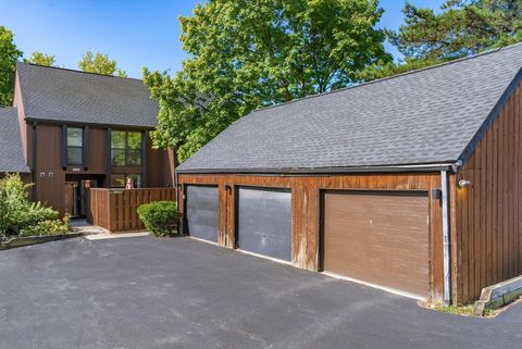 Condo For Sale - 4845 Smoketalk Lane #7<br/> Westerville, OH 43081