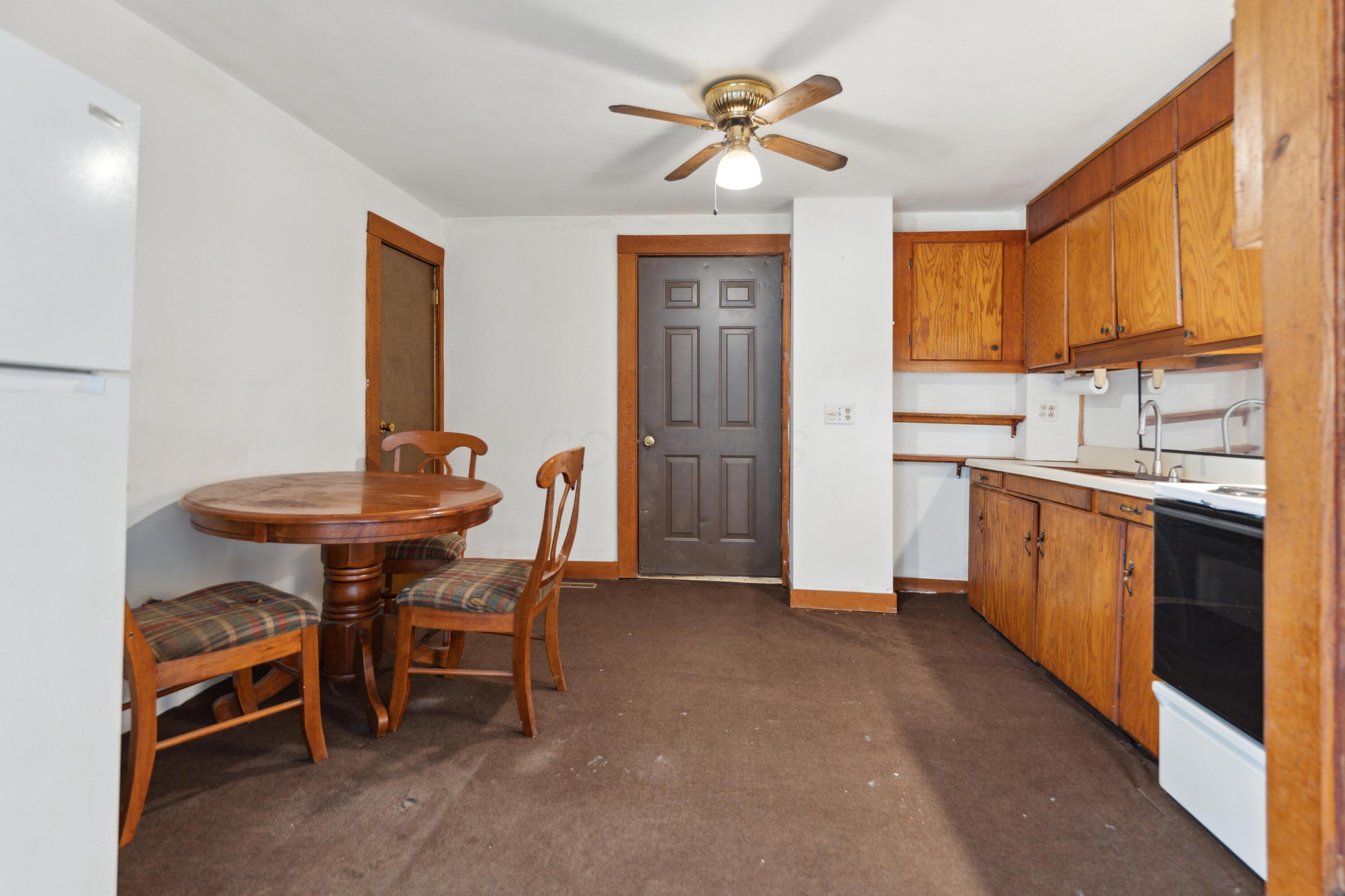 9 S 11th Street, Newark, Ohio image 8