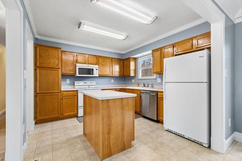 Tiny photo for 5978 Alice Drive, Westerville, OH 43081 (MLS # 226010253)