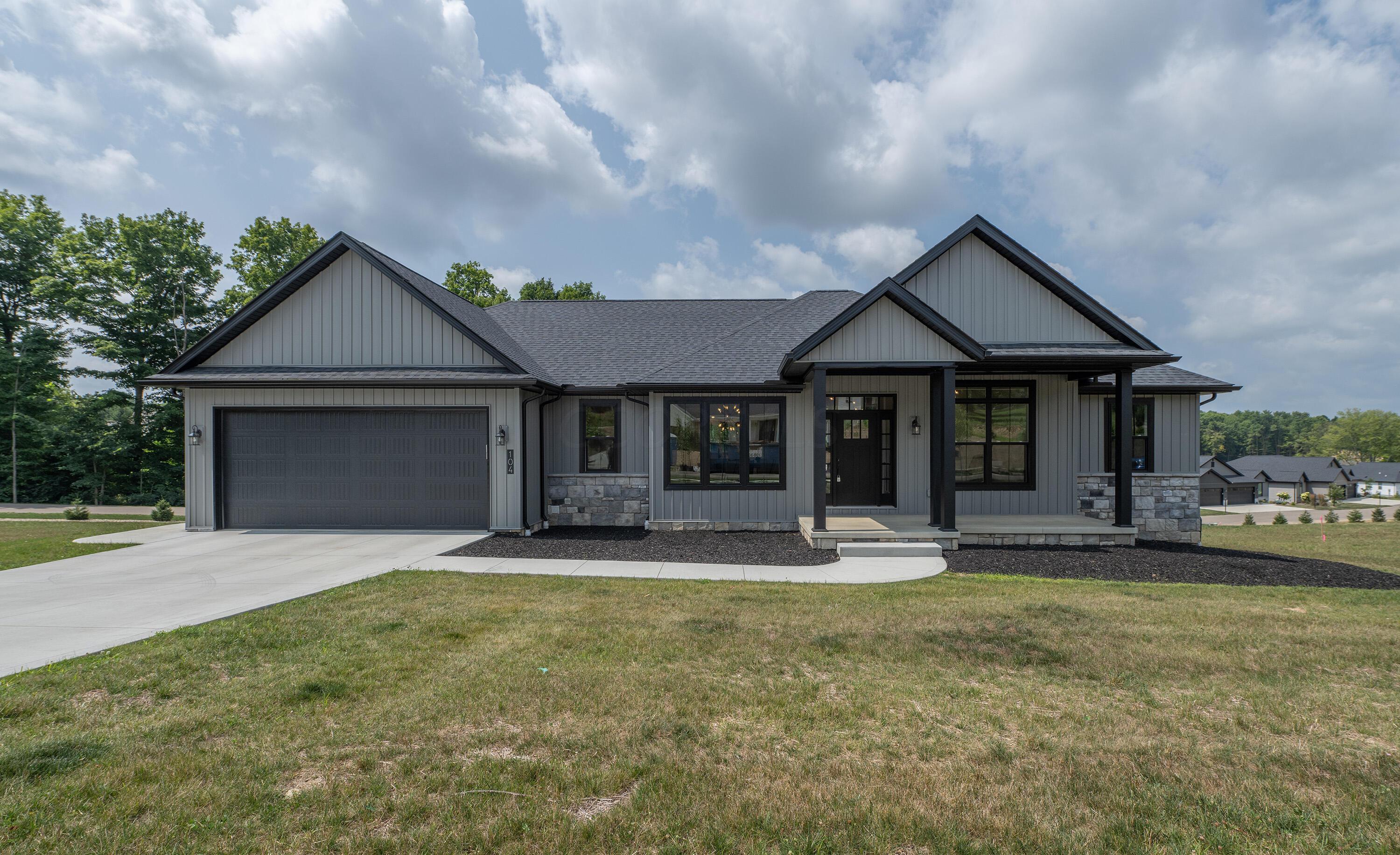 104 Plymouth Road, Mount Vernon, Ohio image 1
