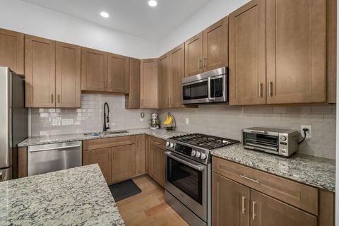 Tiny photo for 828 Bobcat Avenue 203 #203, Columbus, OH 43212 (MLS # 225041779)