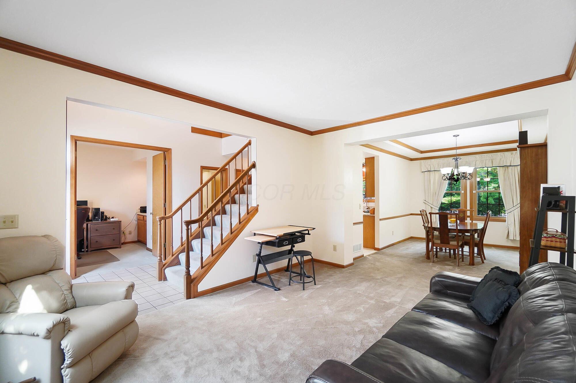 3604 Nightspring Court, Hilliard, Ohio image 12