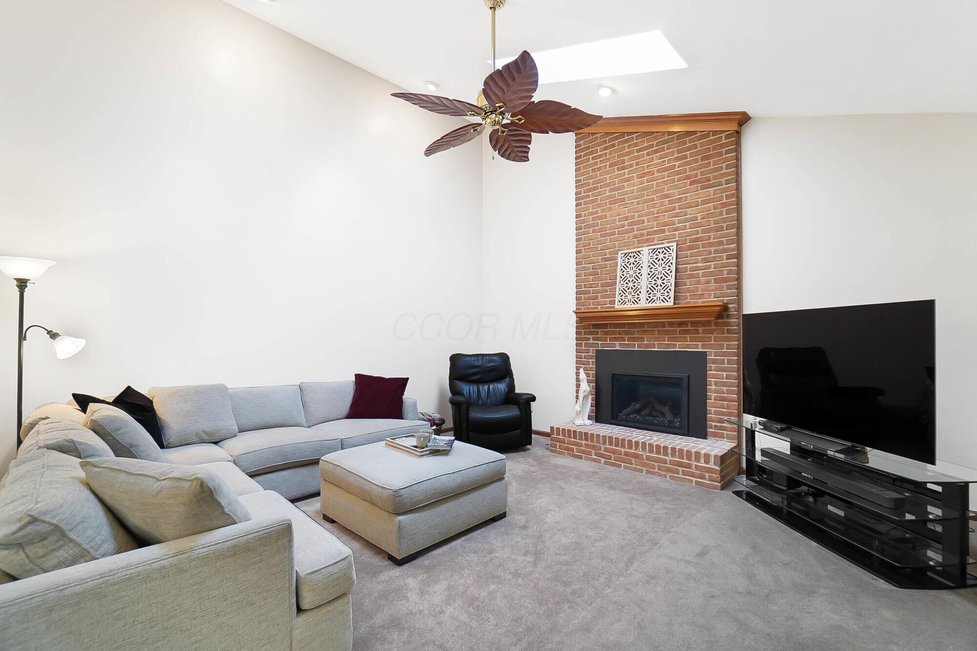 3604 Nightspring Court, Hilliard, Ohio image 24
