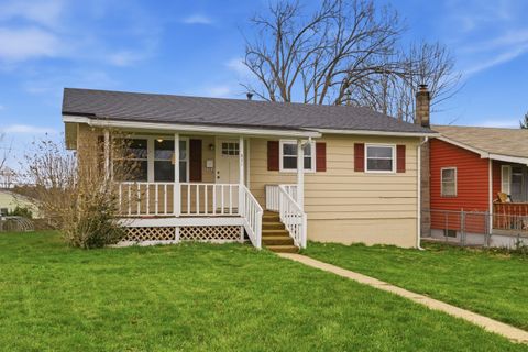 Photo of 531 Summitview Drive, Lancaster, OH 43130 (MLS # 226008538)