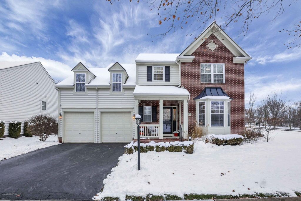 Photo of 5920 Triplett Square, New Albany, OH 43054 (MLS # 225044808)