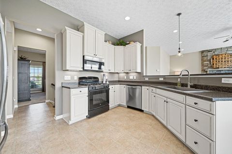 Tiny photo for 113 Covington Lane, Pataskala, OH 43062 (MLS # 225037518)