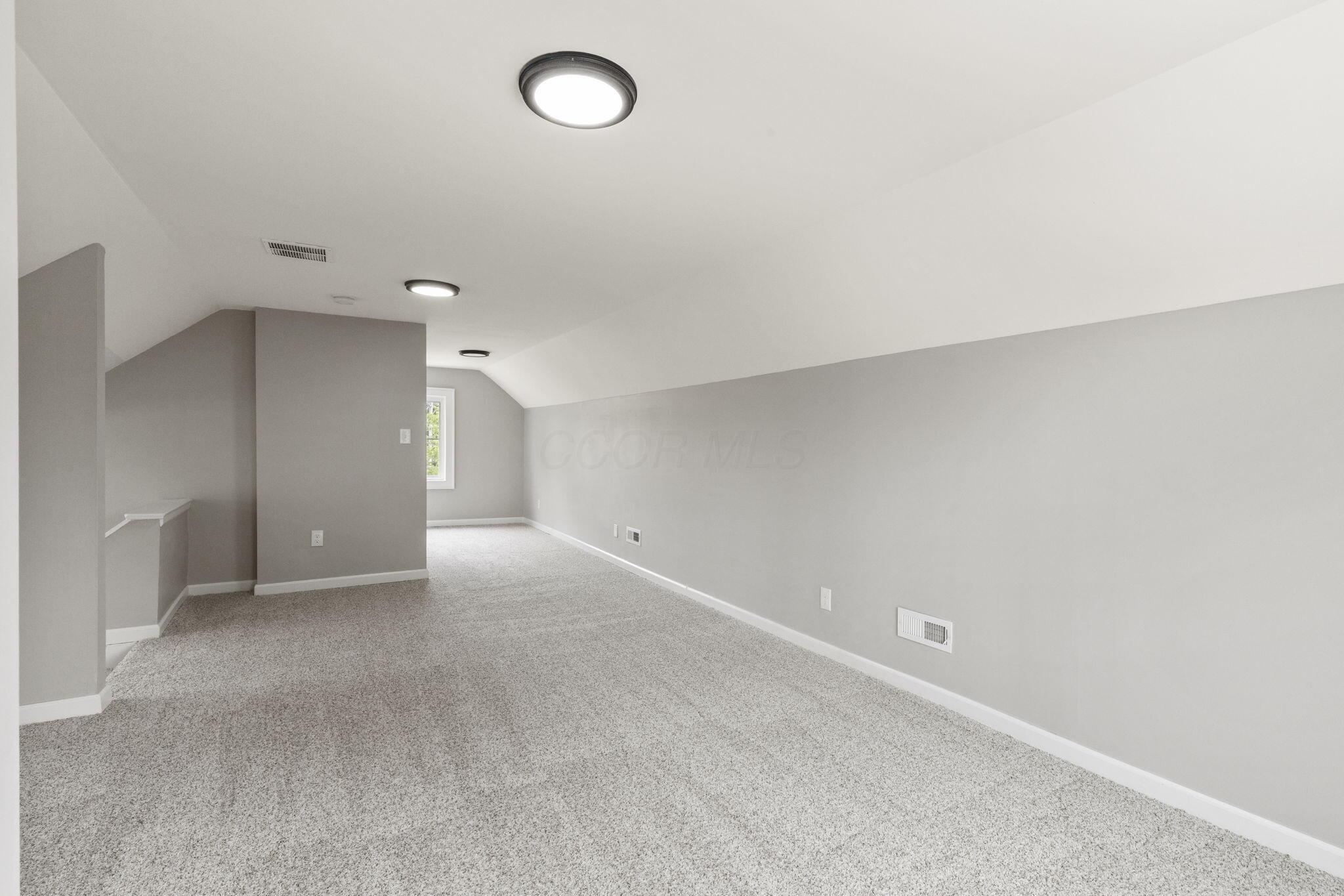 338 Chittenden Avenue, Columbus, Ohio image 29