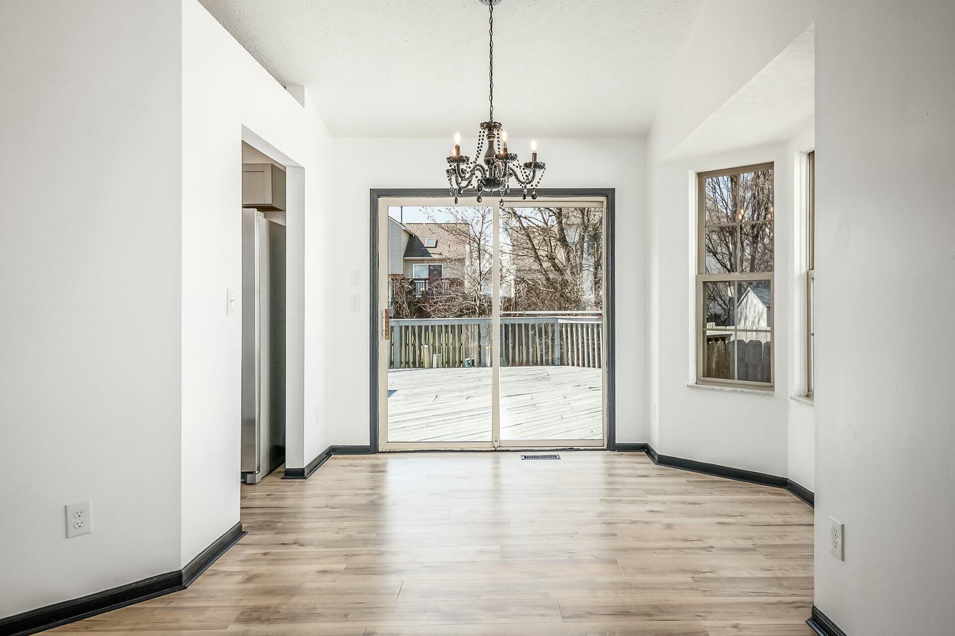1349 Sandrell Drive, Columbus, Ohio image 11