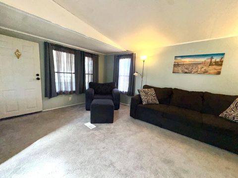 Tiny photo for 785 Scarlett Lane, Columbus, OH 43207 (MLS # 225037396)