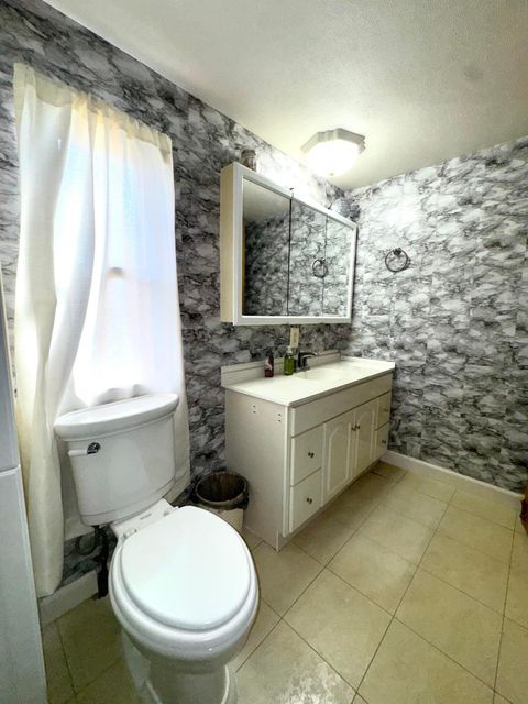 Tiny photo for 785 Scarlett Lane, Columbus, OH 43207 (MLS # 225037396)