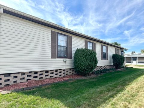 Tiny photo for 785 Scarlett Lane, Columbus, OH 43207 (MLS # 225037396)
