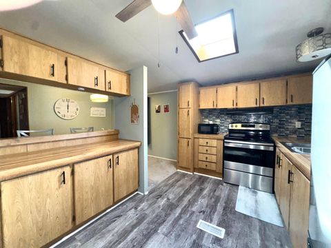 Tiny photo for 785 Scarlett Lane, Columbus, OH 43207 (MLS # 225037396)