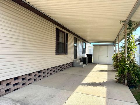 Tiny photo for 785 Scarlett Lane, Columbus, OH 43207 (MLS # 225037396)